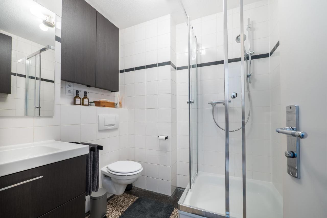 Schwarzlins Loftraum - Stilvolles Apartment Mit Smart Tv, Netflix, Disney Plus, Schnellem Wlan, Parken, Nespresso Sankt Ingbert Exterior foto